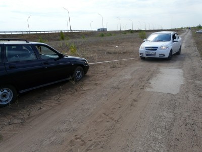 Правда спустывшись искупатьс с женой немного не расчитал и в песочек зарылся.Но народ у нас добрый-оторвался от шашлыков и выдернул.Спасибо им!!