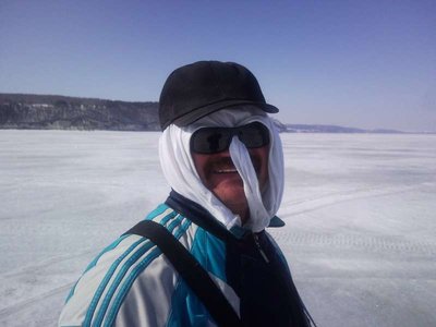 вот Анас Мансурович всю жизнь ходил на рыбалку с корытом а вот купил себе технику и говорит это просто чудо какое-то