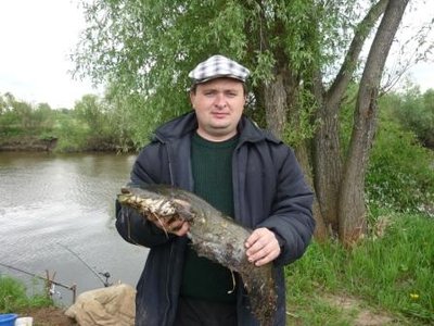 На снимке я с сомиком.