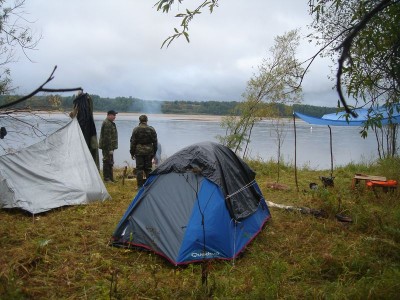 Лагерь, костерок.