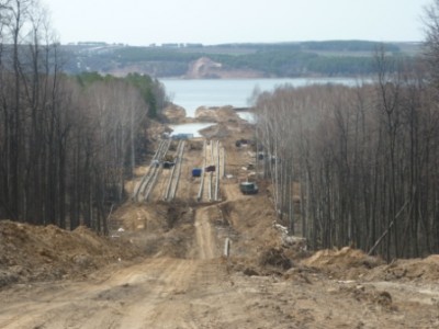 Всё заровняли, работают